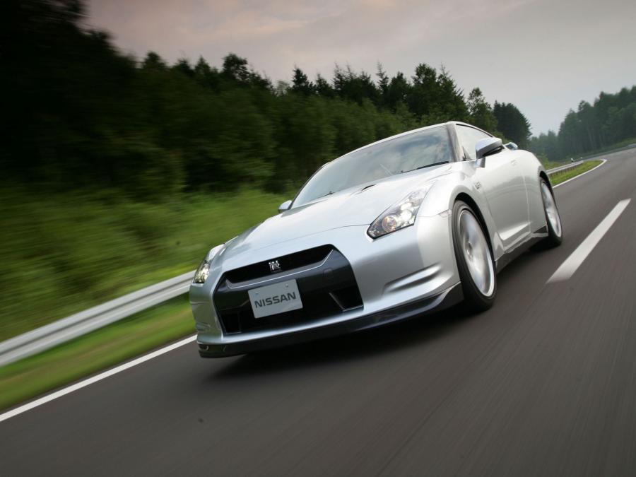  Nissan GT-R 2007 года  (фото 72 из 480)